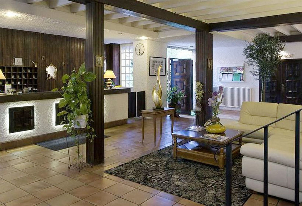 Hotel Logis La Thomasse 3*