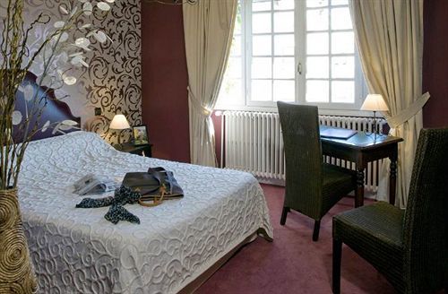 Hotel Logis La Thomasse